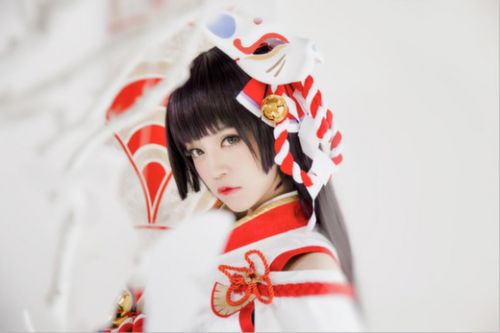 跳预言家赢大佬签名私房照 《仙侠世界2》Cosplay盛典大预测-ANICOGA